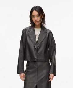 Amberarchives.shop131babb9a8 1