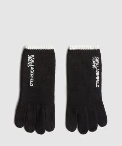 Amberarchives.shop14eb3c33fd 1