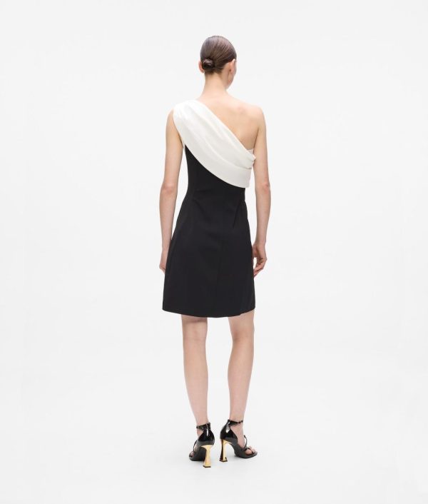 Amberarchives.shop15ad3d53b5 3