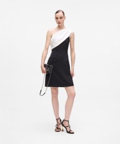 Amberarchives.shop15ad3d53b5 4