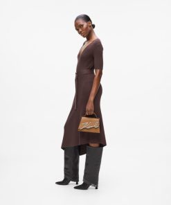 Amberarchives.shop2232a49862 2