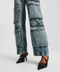 Amberarchives.shop26524f0cde 2