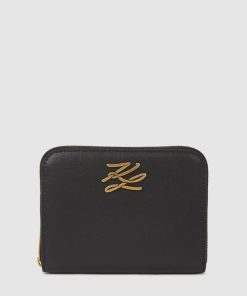 Amberarchives.shop30e5be23f8 1