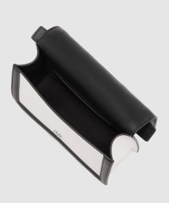 Amberarchives.shop367b3e62cd 5