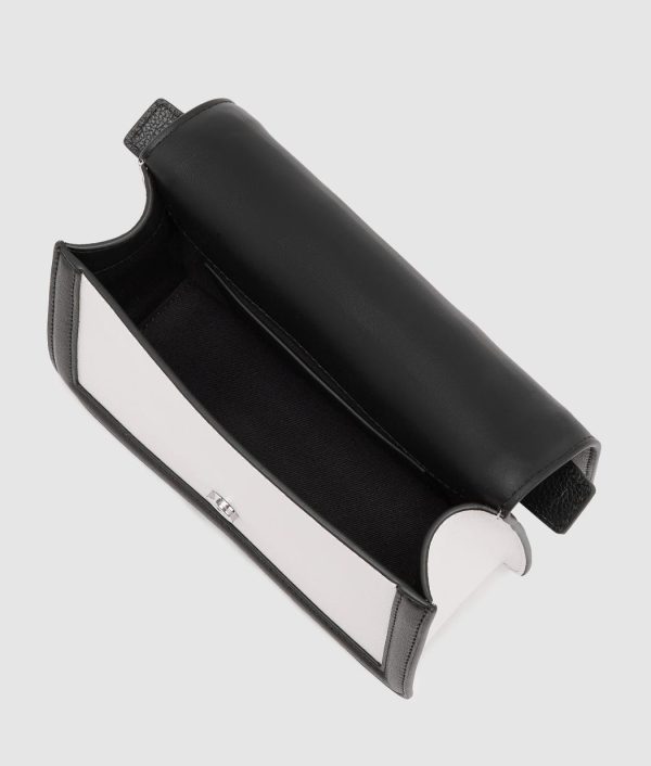 Amberarchives.shop367b3e62cd 5