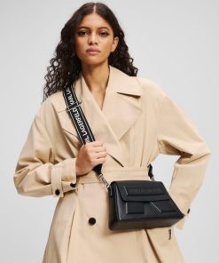 Amberarchives.shop3ac73e2e10 2