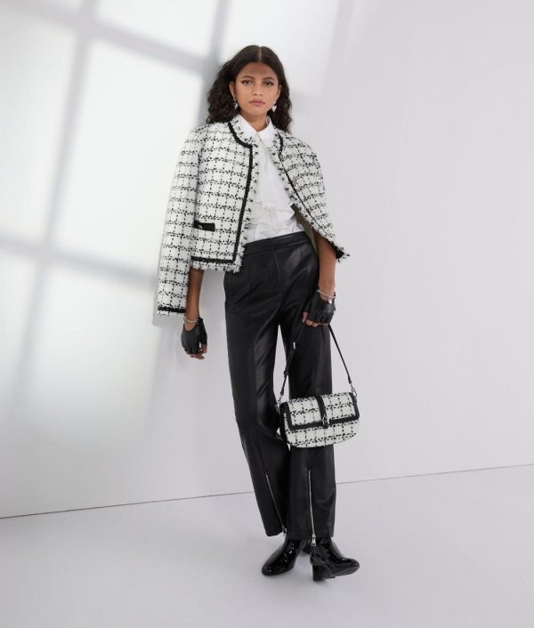 Amberarchives.shop4179c5aa0b 4