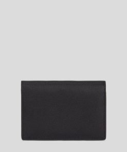 Amberarchives.shop41df10c990 2