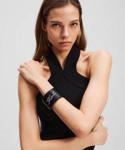 Amberarchives.shop4d3942a2fe 2