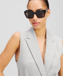 Amberarchives.shop4ff9f81e0b 2