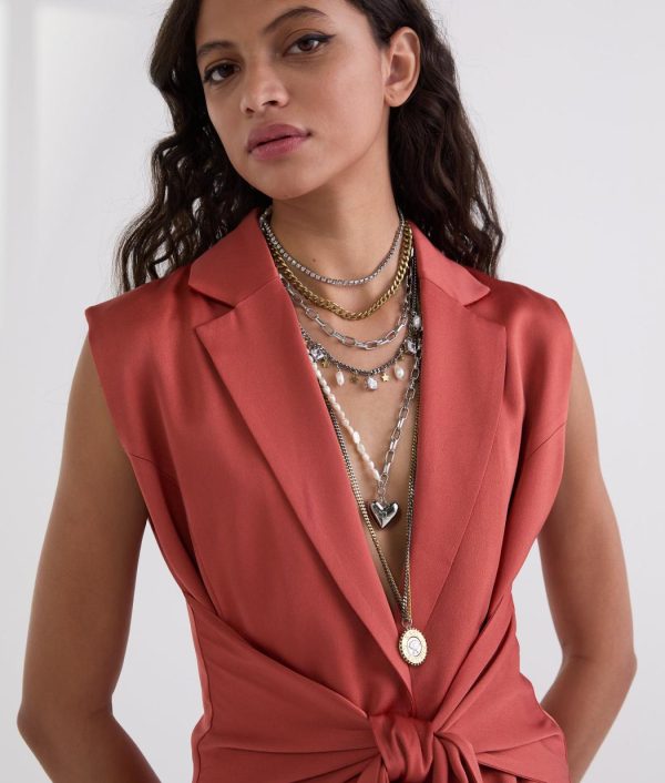 Amberarchives.shop5118f60342 2