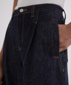 Amberarchives.shop5552eea406 2