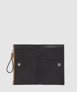 Amberarchives.shop588768444a 3