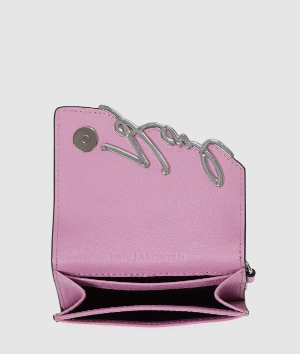 Amberarchives.shop5a965dde80 3