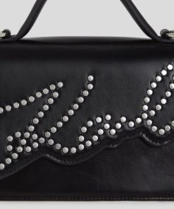 Amberarchives.shop5b34bb5397 3