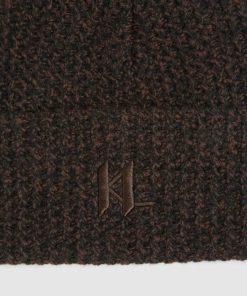 Amberarchives.shop5c4db73d33 2