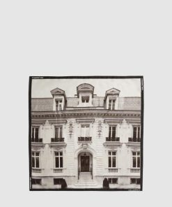 Amberarchives.shop5eb77e76a0 1