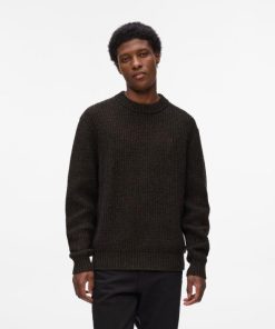 Amberarchives.shop5f13a74100 1