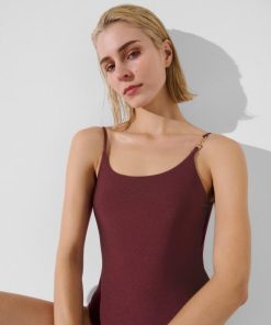 Amberarchives.shop5f4014c0cb 3