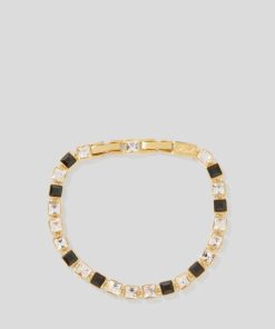 Amberarchives.shop5fedf3ebbf 1