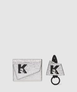 Amberarchives.shop625e94695d 1