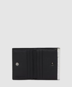 Amberarchives.shop625e94695d 3