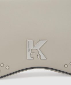 Amberarchives.shop65711d4232 3