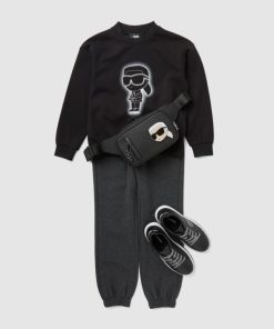 Amberarchives.shop660cf541b4 1