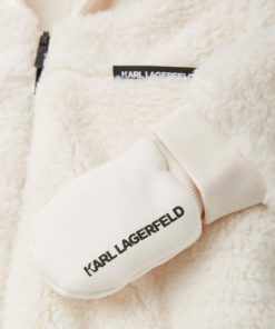 Amberarchives.shop69649e701e 4