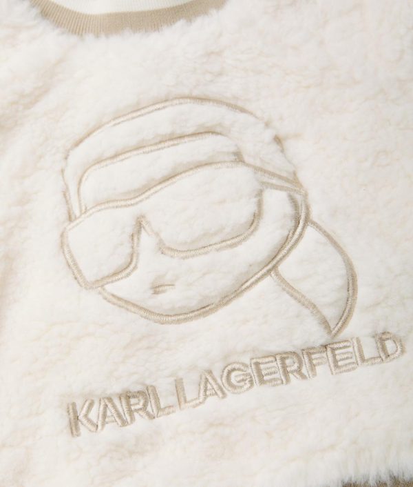 Amberarchives.shop6eeb8f21a4 4