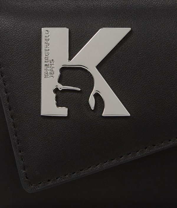 Amberarchives.shop6f22d4b8ab 2