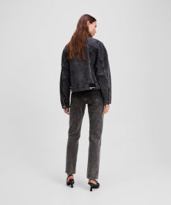 Amberarchives.shop84e21581a8 3