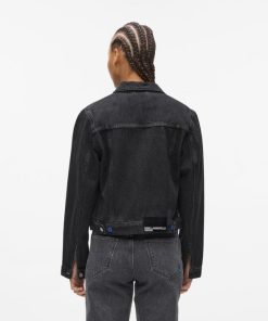 Amberarchives.shop8a5e2c360a 3