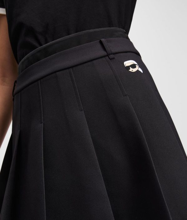 Amberarchives.shop9d34d4aaba 2