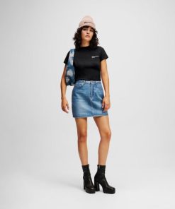 Amberarchives.shop9e0991c488 4