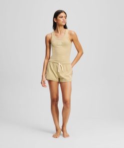 Amberarchives.shopa368918bc2 4