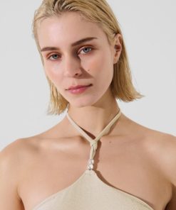 Amberarchives.shopa42c4b4a2e 3