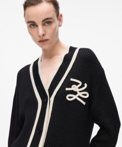 Amberarchives.shopa5076a9558 3