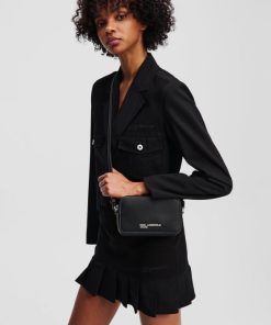 Amberarchives.shopacb0a7010c 2