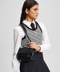 Amberarchives.shopc2d7f3f95e 2