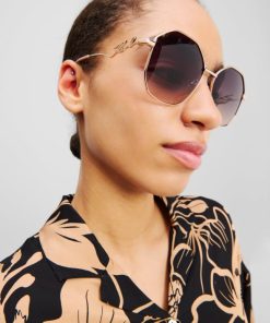 Amberarchives.shopcf13bd93bb 2