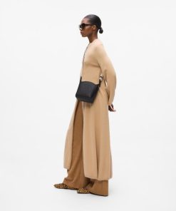 Amberarchives.shopdb1e7892b0 2