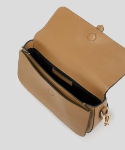 Amberarchives.shope24b265c1a 5